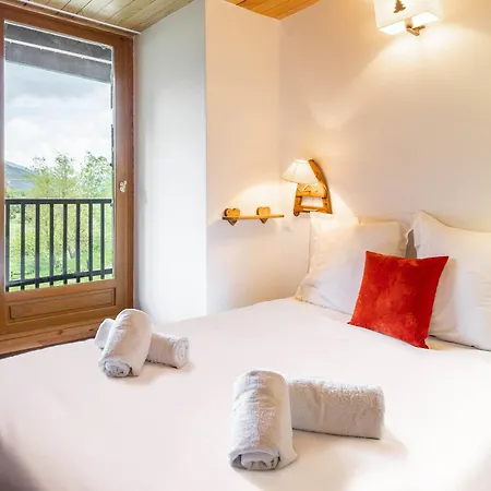 Apartment Duplex Avec Jardin Et Parking Privatif A Serre Chevalier - Fr-1-808-17